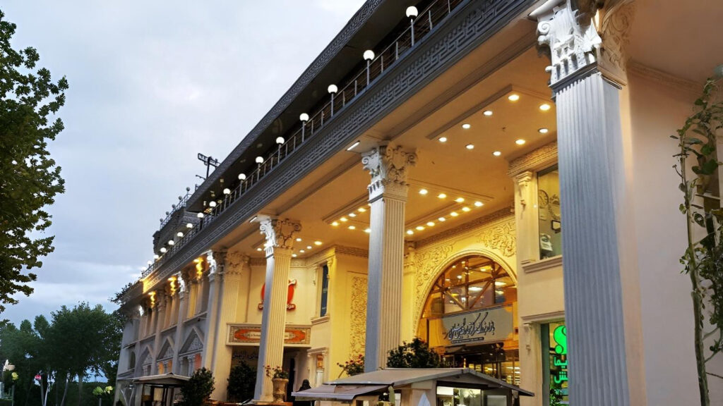 بازارچه محلی رامسر